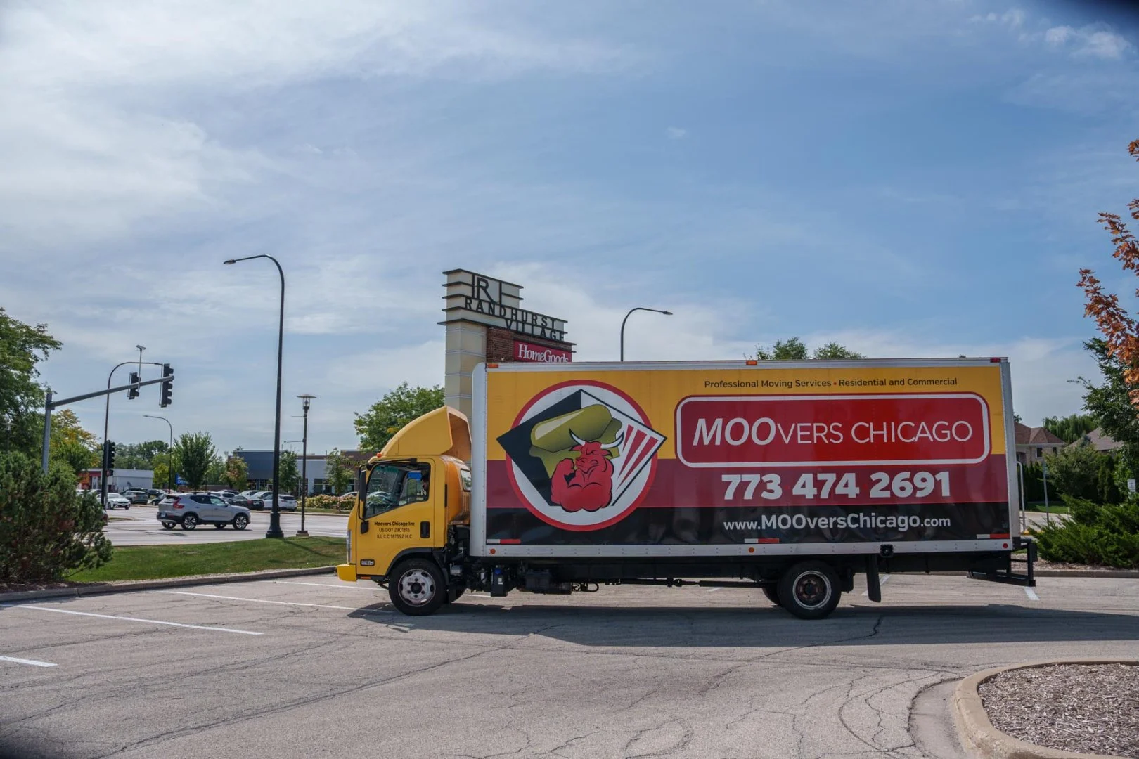 Moovers Chicago Moving Truck Moovers Chicago truck parked, offering local and long distance moving services.